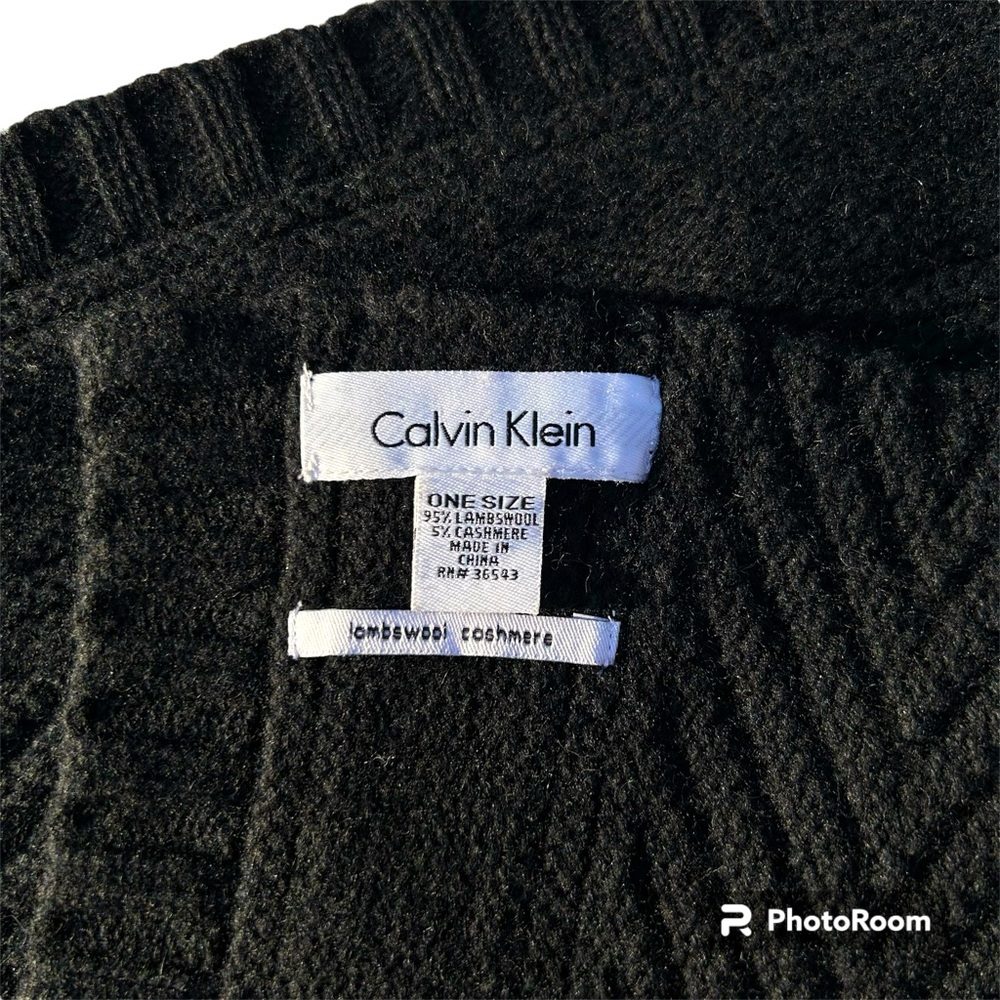 Chunky and warm Calvin Klein knitted scarf in lamb’s wood and cashmere, 70” - Picture 2 of 4